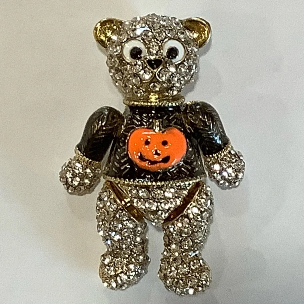 Gold-Tone Crystal Pumpkin Bear Brooch Pin - Picture 4 of 11
